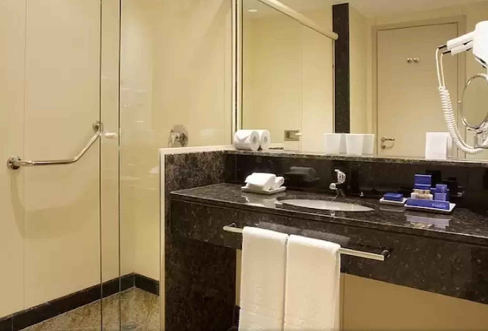 Windsor Hotel 4*