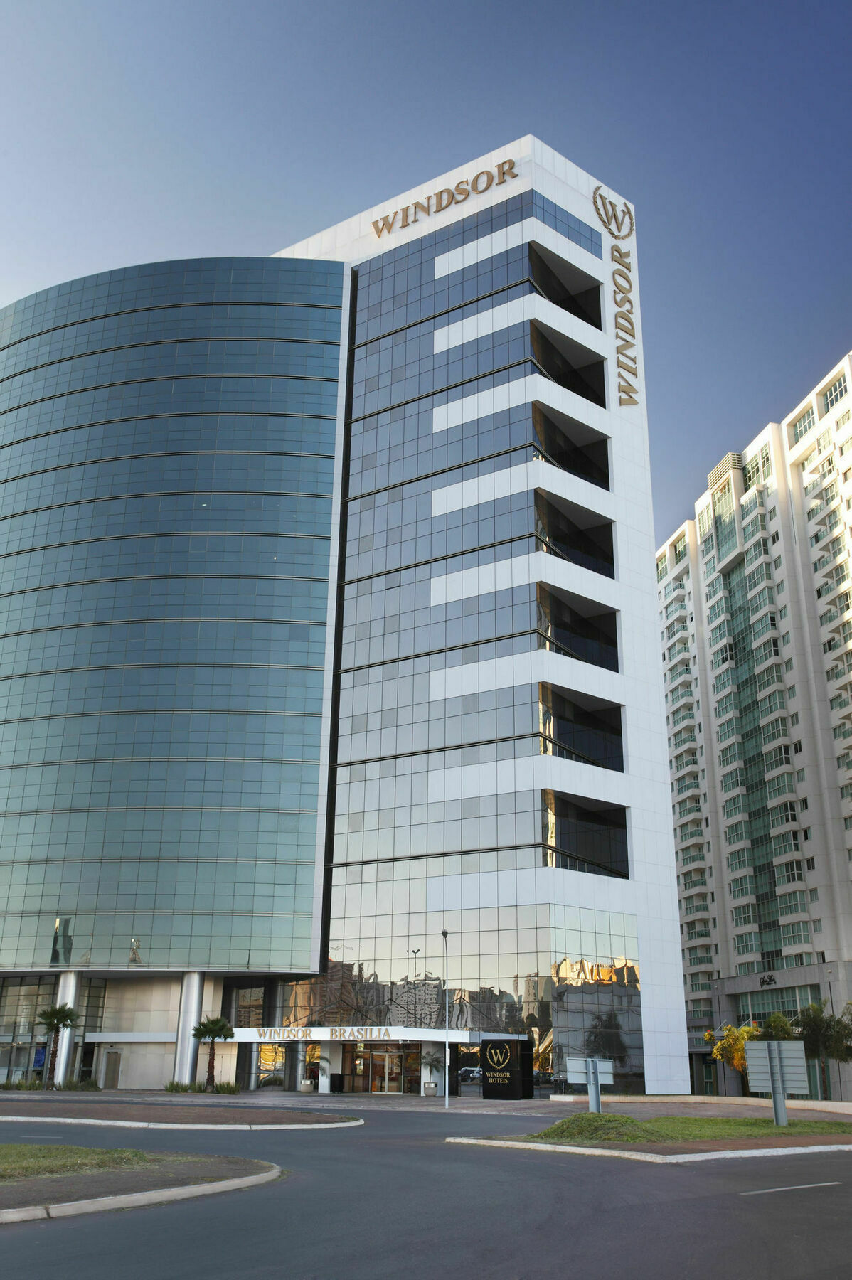 Windsor Hotel 4*